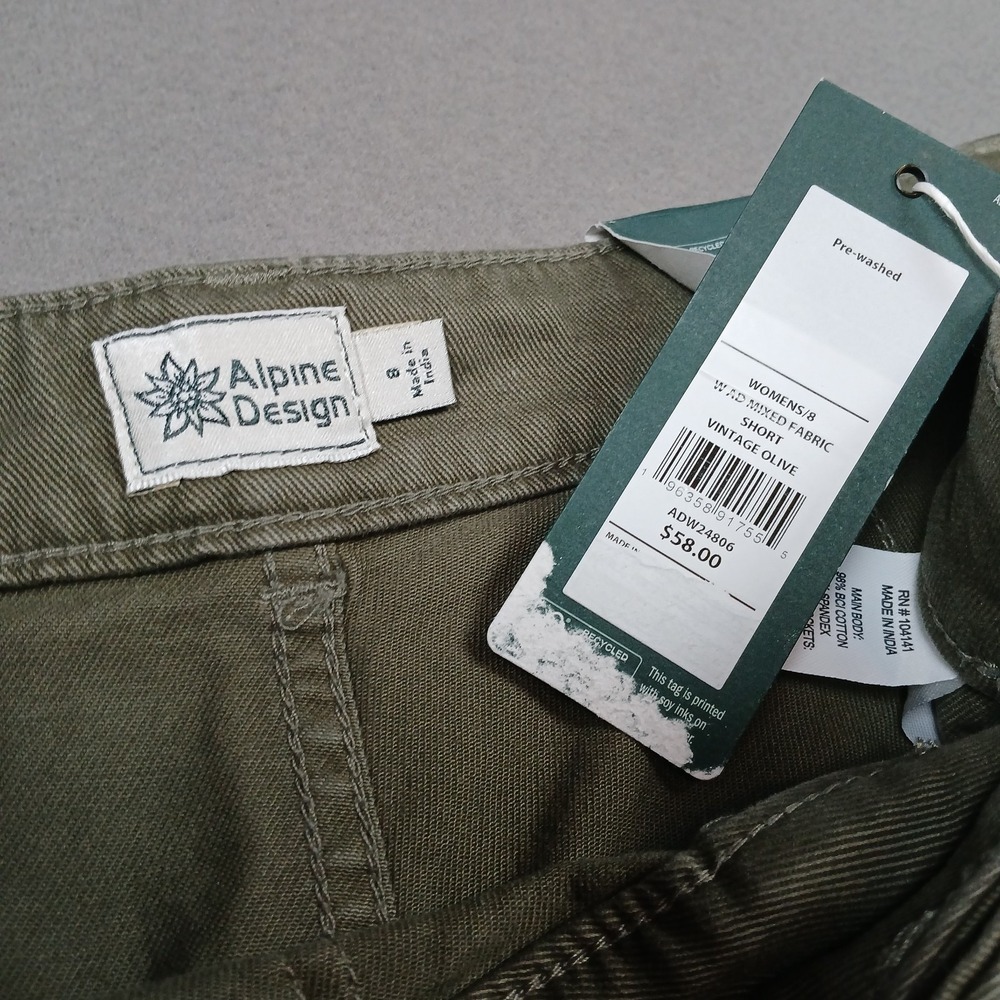NWT Alpine Design Women's Shorts Size 8 Olive Green High Rise 5" Corduroy Pocket - Picture 3 of 6